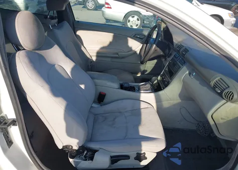 2002 Mercedes-Benz C 230 z USA, uszkodzony, nr VIN WDBRN47J82A226829